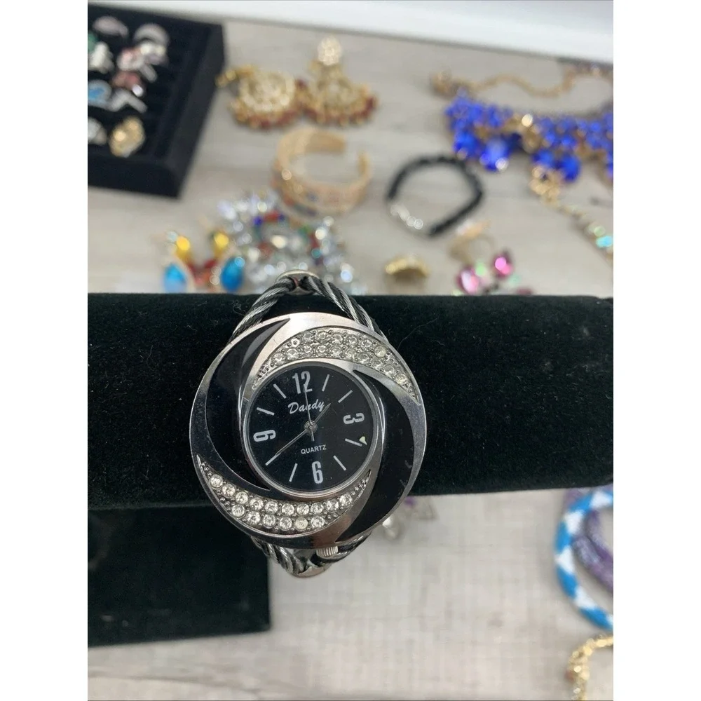 Dandy Watch Women's Silver Toned Black Cable Braided Bangle Analog Needs Battery